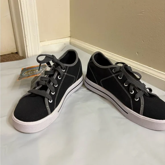 Heely’s Black Pro Canvas Skate Roller Shoes Size 7 - Picture 3 of 7